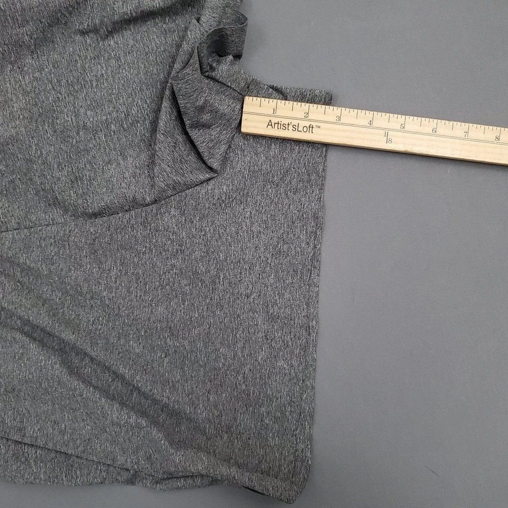 Uniqlo Womens Performance Shorts Heather‎ Gray Dry Stretch Size M 241-413837